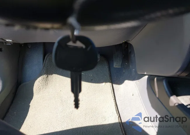 KMHDN55D33U084996: 43252452