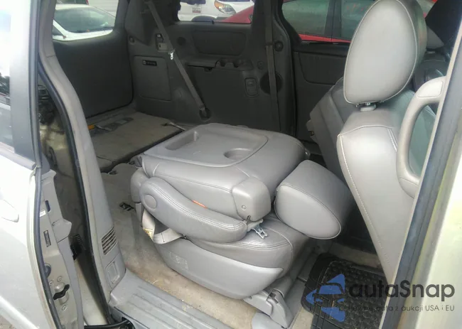 5TDYK4CC8AS329229: 43251589