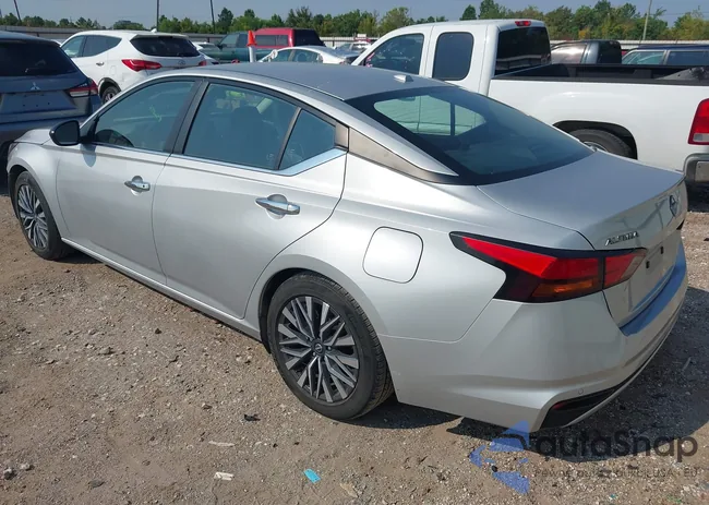 1N4BL4DV2RN302604: 43251745