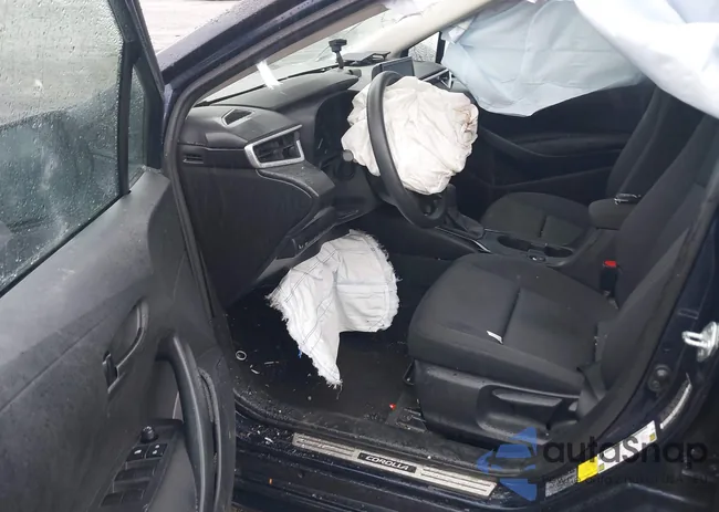 5YFB4MDE9RP151674: 43251763