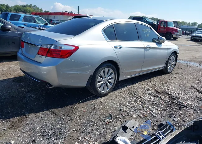 1HGCR3F87EA020816: 43251772