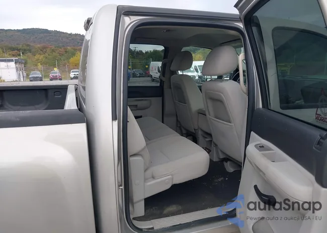 2GCEK13C781274579: 43252928