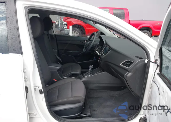 3KPC24A64ME135173: 43253117