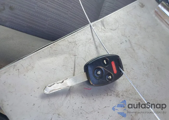 1HGCP2F35BA023858: 43253153