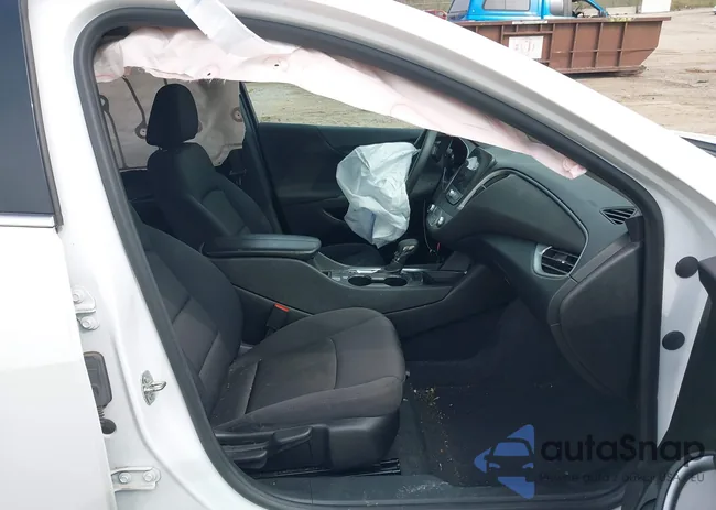 1G1ZD5ST7NF152404: 43253220