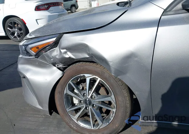 3KPF24AD5RE786928: 43253326