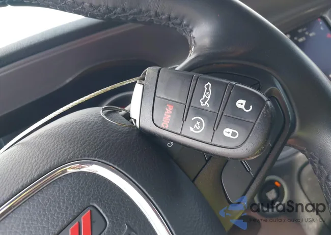 2C3CDXBG8PH584520: 43252478