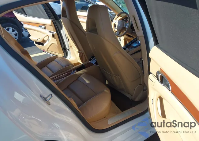 WP0AB2A74BL061682: 43252628