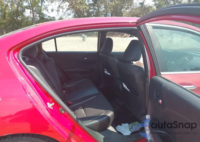 1HGCR2F52GA124231: 43252695