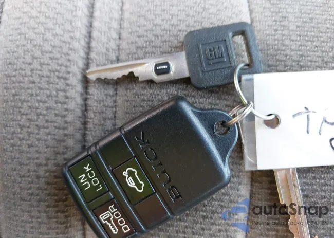 2G4WB52K0T1486703: 43252739