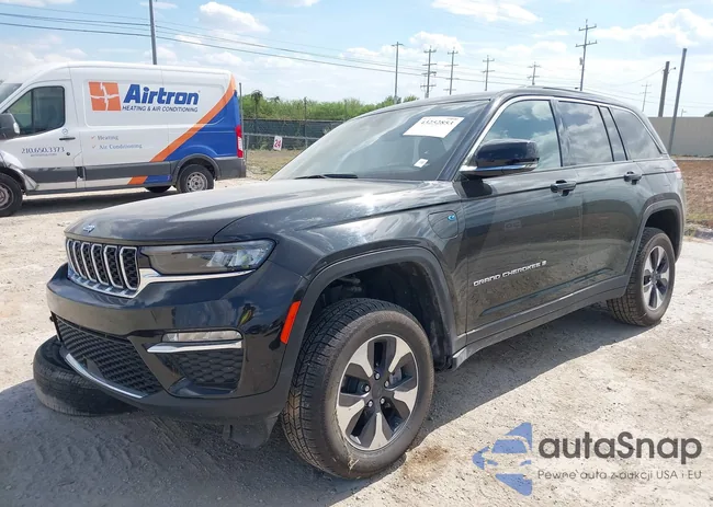 1C4RJYB65R8526174: 43252853