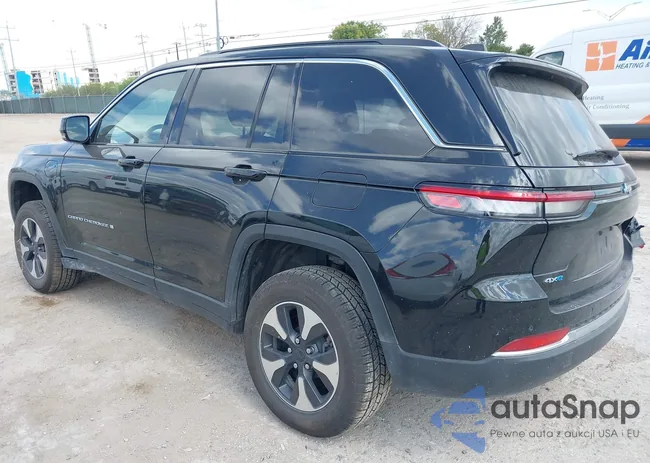 1C4RJYB65R8526174: 43252853