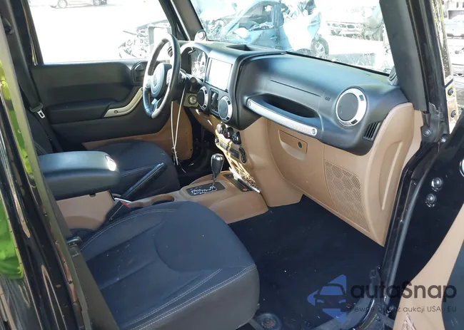 1C4BJWEG6EL221770: 43254269