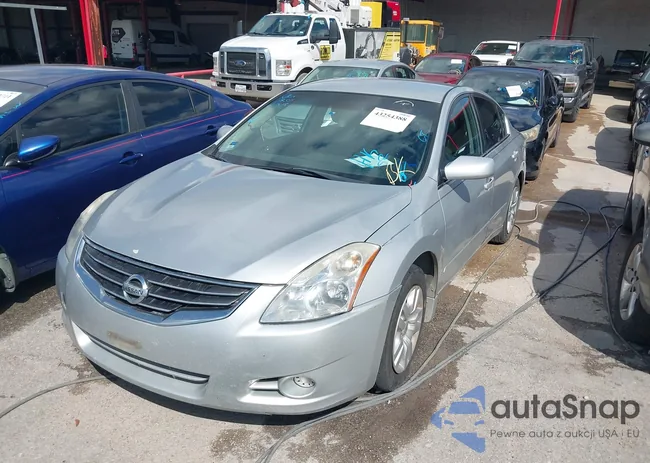 1N4AL2AP7CC174062: 43254388