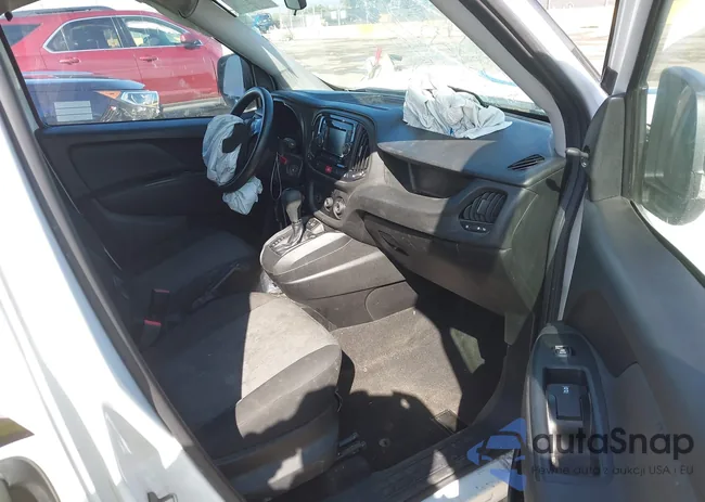 ZFBHRFAB8N6W13941: 43253759