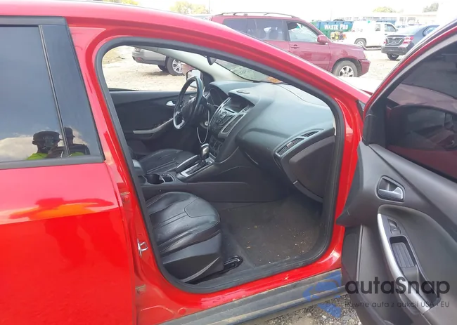 1FADP3F2XDL124682: 43254881