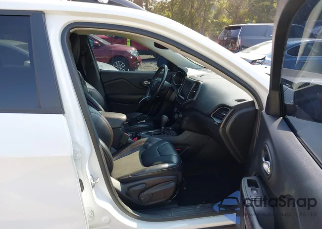 1C4PJMBX3KD468040: 43255158