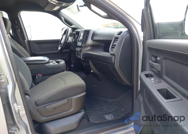 3C6UR5HL0NG193683: 43255205