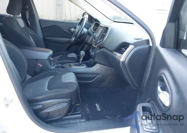 1C4PJLAS6GW319343: 43255323