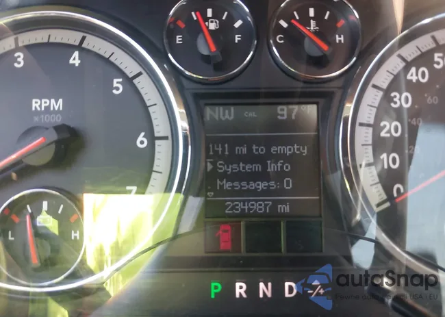 1D3HB18T49S777520: 43254445