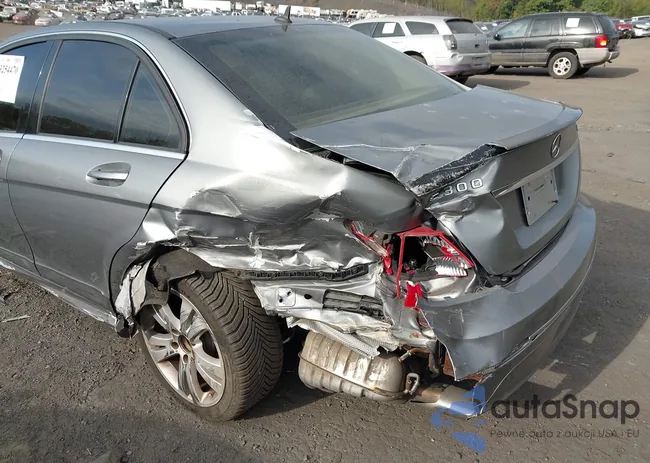 WDDGF8BB8BR142823: 43254470