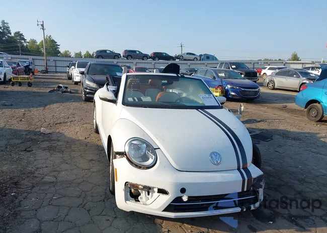 3VW517AT9HM808213: 43254782