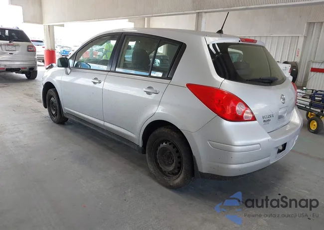 3N1BC13E59L490273: 43256067