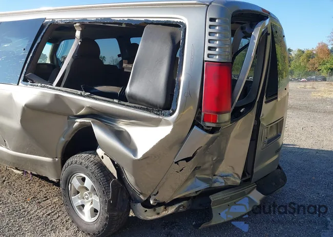 1GNFG65R221141060: 43256082