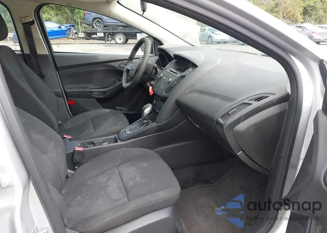 1FADP3E20GL210816: 43256140