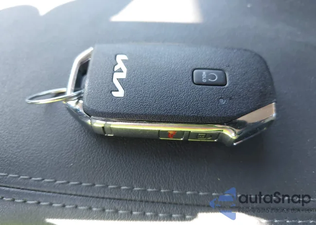 KNDEUCAA8R7606735: 43256193