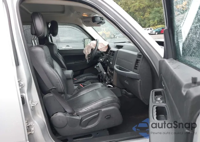 1C4PJMAK2CW204156: 43255474