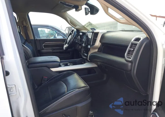 3C6UR5FL9MG642053: 43255509