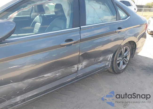 3VW7M7BU7RM012715: 43255617