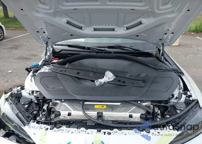 WBY33AW02RFS40631: 43255685