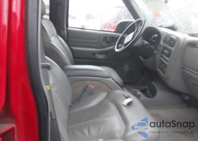 1GNDT13W412220057: 43255739