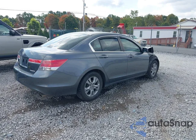 1HGCP2F64CA116110: 43255748