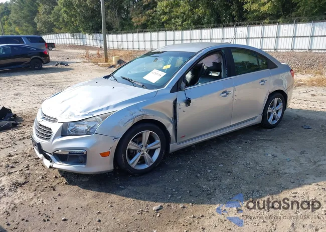 1G1PE5SBXF7223585: 43255795