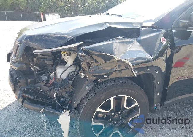 3C4NJDDB4LT112104: 43256883