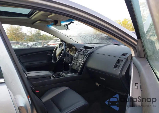 JM3TB3CA8B0326913: 43257279