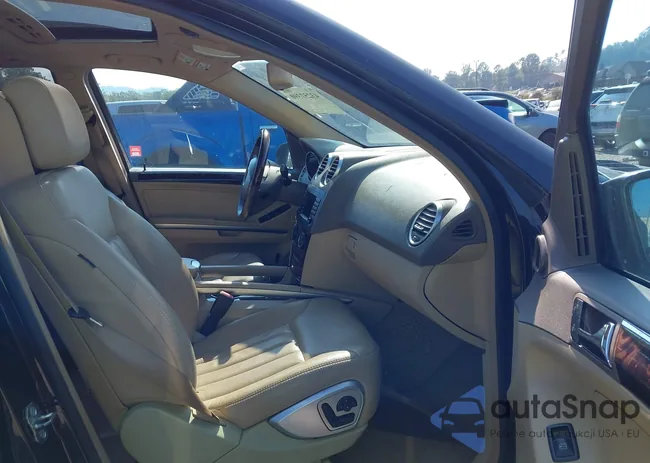 4JGBB86E98A351754: 43257390