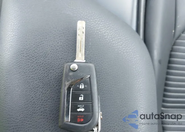 4T1B11HK3JU093409: 43256533