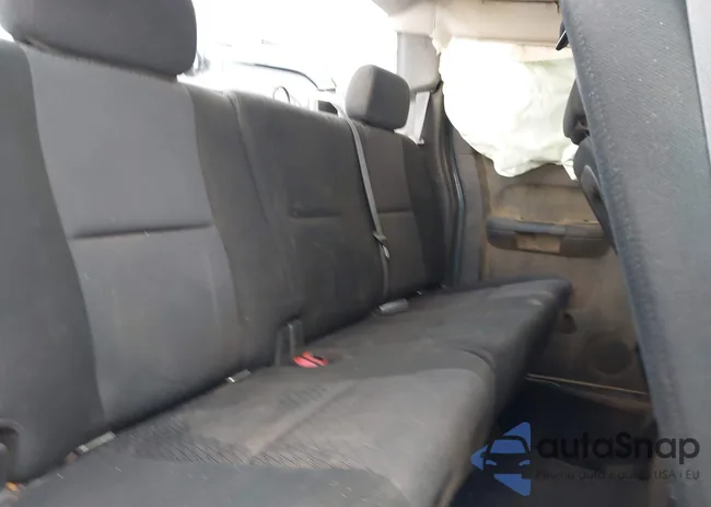 1GTSKVE37AZ101066: 43256603