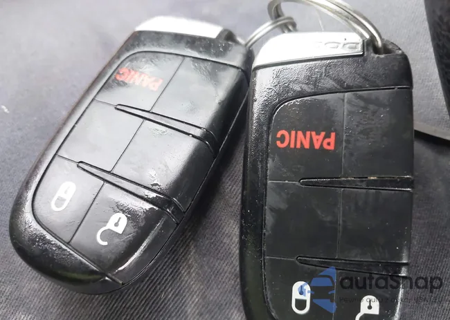 3C4PDCBG5CT220532: 43256696