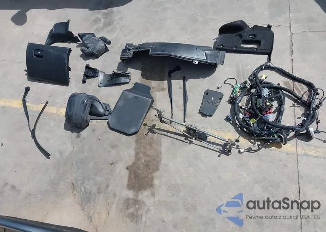 1C4RJEBG2HC915552: 43256726