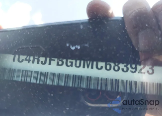 1C4RJFBG0MC683923: 43256749