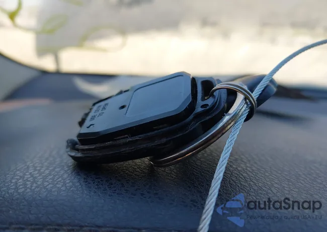 2T1BURHE9FC320921: 43257915