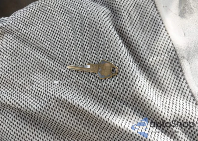 1B7GN14M2HS527489: 43258089