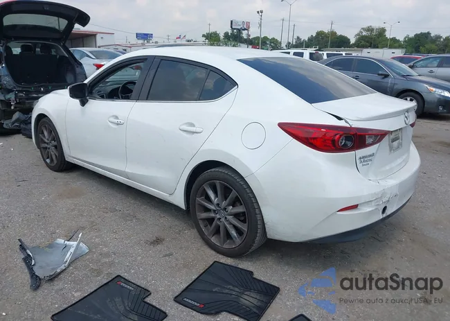 3MZBN1V39JM221658: 43258116