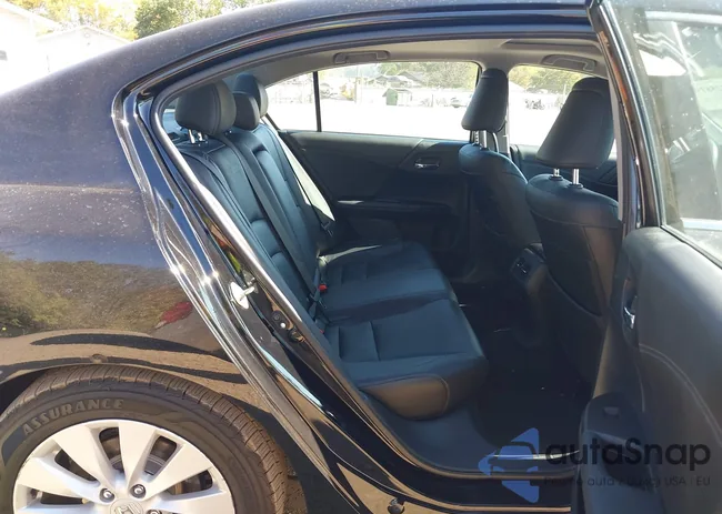 1HGCR2F86FA238841: 43258196