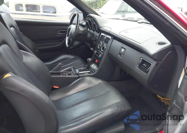 WDBKK47F2WF052108: 43258293